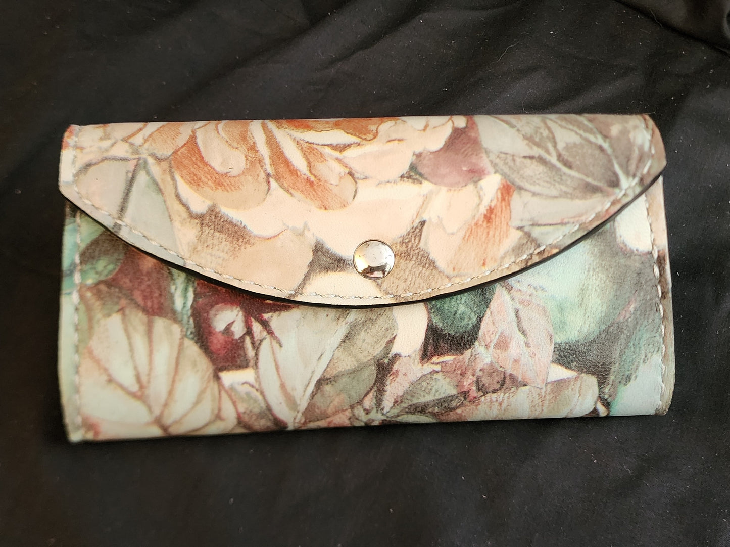 Soft Floral Clutch